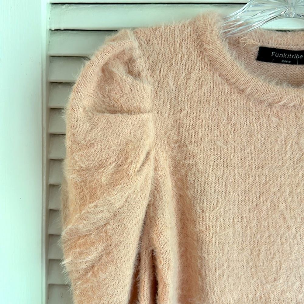Funkitribe The Savannah: Puffy Sleeve Fuzzy Sweater in Blush, Sz M - Picture 4 of 8